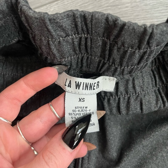 joggers with pockets! - Picture 4 of 5